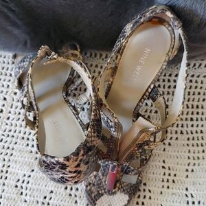 9-West snake print heals